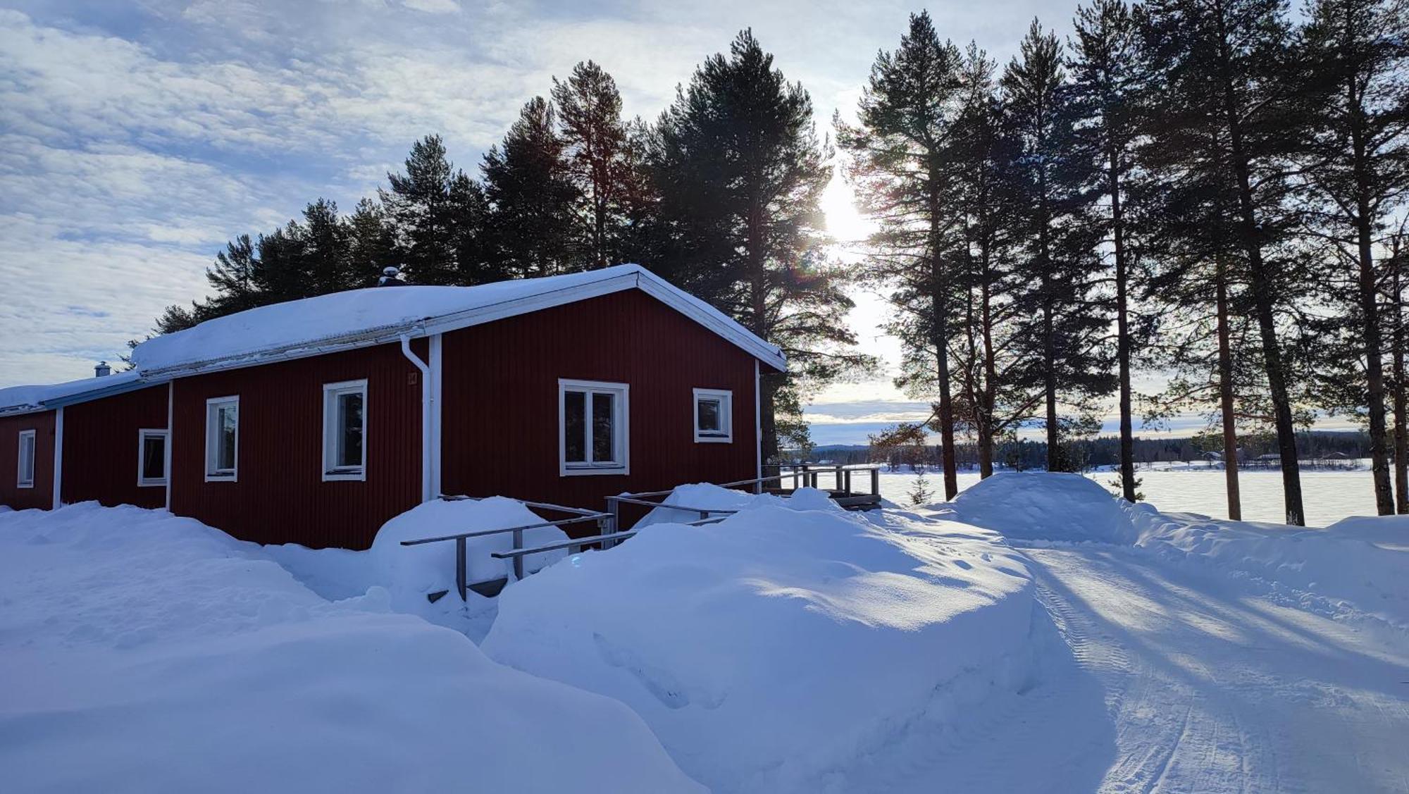 Fritidshus - Cottage - Holiday House - Soluppgang Blattniksele Exterior photo